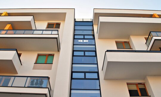Rez-de-chaussée, dernier étage ou étage intermédiaire : quel étage choisir pour un appartement neuf ?