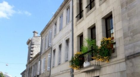 Programme immobilier neuf 89 RUE HENRI IV - Bordeaux : 5 appartements rénovés T3 à 150 m de la place de la Victoire (33000) - Référence : 14930