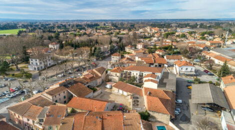 Programme immobilier neuf Le Clos des Alpilles - Cabannes : Appartements T2–T3 avec balcons, jardins et stationnements en hyper centre du village (13440) - Référence : 5990