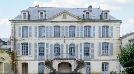Programme immobilier neuf : Hôtel Pirondeau - Chinon quartier Saint-Étienne réhabilitation Malraux d’exception (37500) - Référence : 15332
