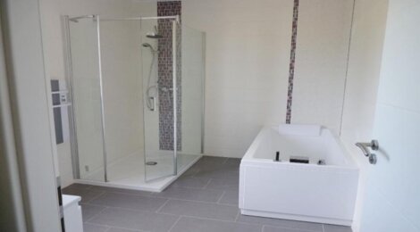 Programme immobilier neuf  - Freistroff : 8 maisons T3–T5 de 115 m² avec jardins et équipements automatisés (57320) - Référence : 23