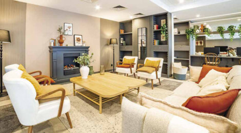 Programme immobilier neuf LE JARDIN DE CASTILLE - Mauguio : 95 appartements séniors du studio au T3 à 8 min du centre-ville (34130) - Référence : 15059