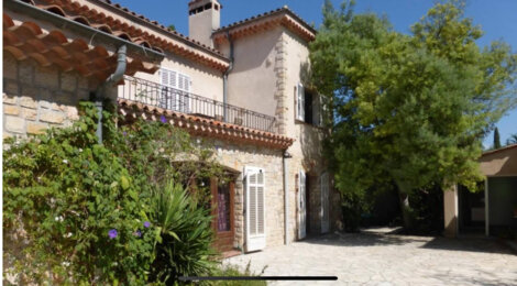 Programme immobilier neuf VILLA MARJOLAINE - Mouans-Sartoux réhabilitation de charme à deux pas de la mer (06370) - Référence : 12046