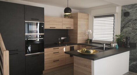Programme immobilier neuf Les carrés du môle - Saint-Jean-de-Tholome : Maisons-duplex T4 avec terrasses, jardins privatifs et proximité cadre bucolique
Descriptif : (74250) - Référence : 6949