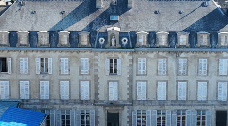 Programme immobilier neuf LE COUVENT DES SAINTS-COEURS - Saint-Quay-Portrieux appartements réhabilités près du port (22410) - Référence : 17628