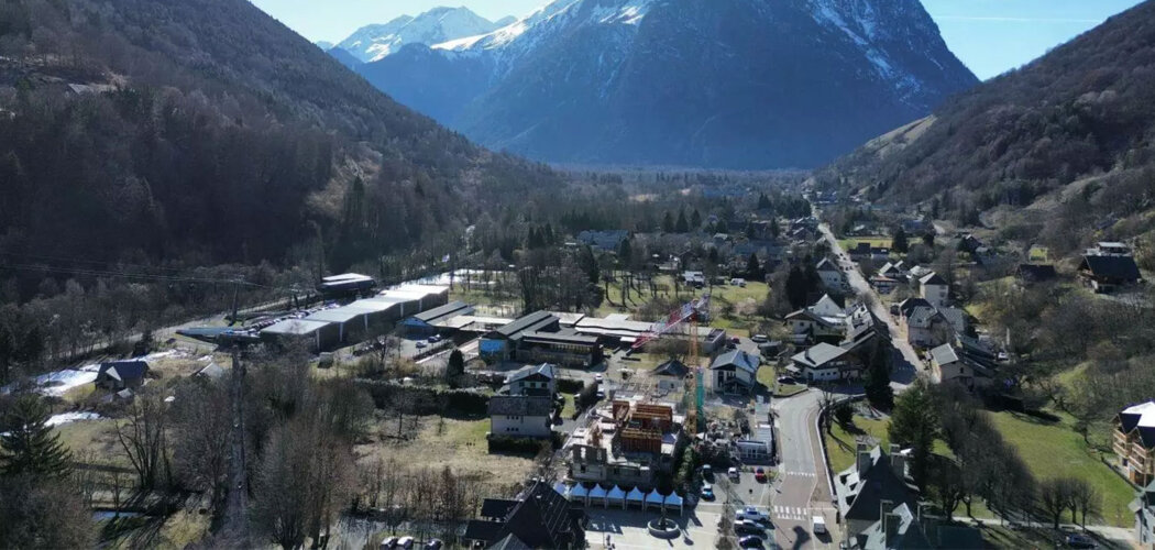 Programme immobilier neuf RESIDENCE COEUR ALTITUDE - Allemond station Oisans à 1 min télécabine résidence avec balcon (38114) - Référence : 17185