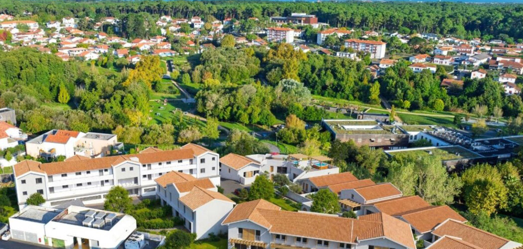 Programme immobilier neuf VILLAS BARIBELLI - Anglet en lisière du Parc Maharin (64600) - Référence : 15890