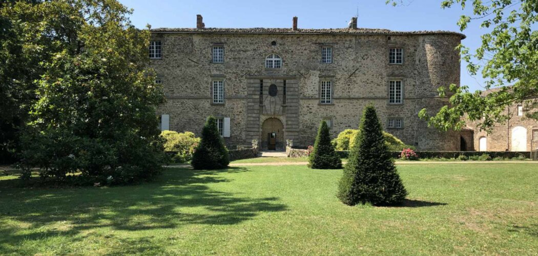 Programme immobilier neuf CHATEAU DE CHASSAGNY - Chassagny rénovation aux portes de Lyon (69700) - Référence : 9524