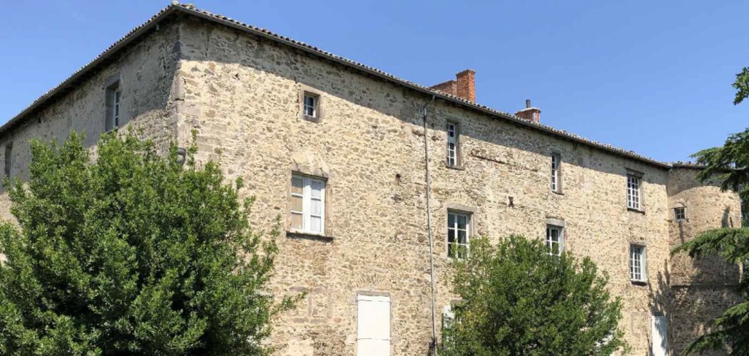 Programme immobilier neuf CHATEAU DE CHASSAGNY - Chassagny rénovation aux portes de Lyon (69700) - Référence : 9524
