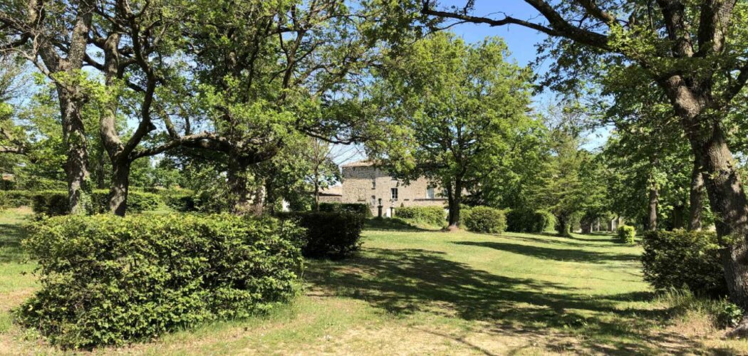 Programme immobilier neuf CHATEAU DE CHASSAGNY - Chassagny rénovation aux portes de Lyon (69700) - Référence : 9524