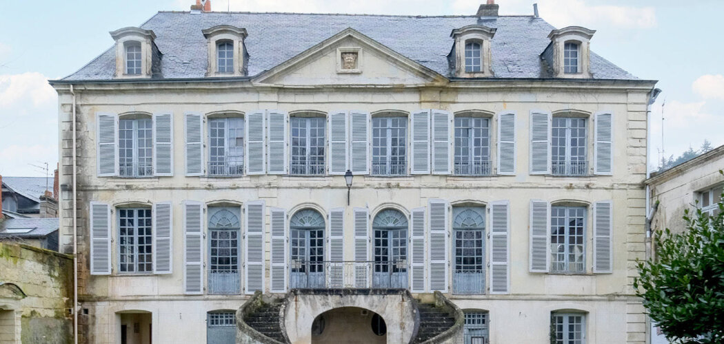 Programme immobilier neuf : Hôtel Pirondeau - Chinon quartier Saint-Étienne réhabilitation Malraux d’exception (37500) - Référence : 15332
