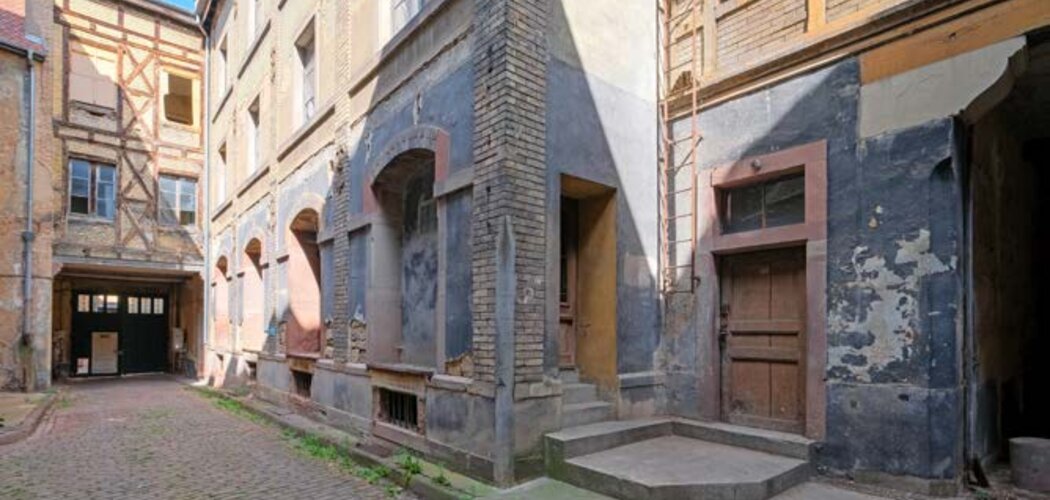 Programme immobilier neuf : 10, place de la Cathédrale CGP - Colmar Vieille Ville : 18 appartements neufs face à la Cathédrale éligibles loi Malraux (68000) - Référence : 15963
