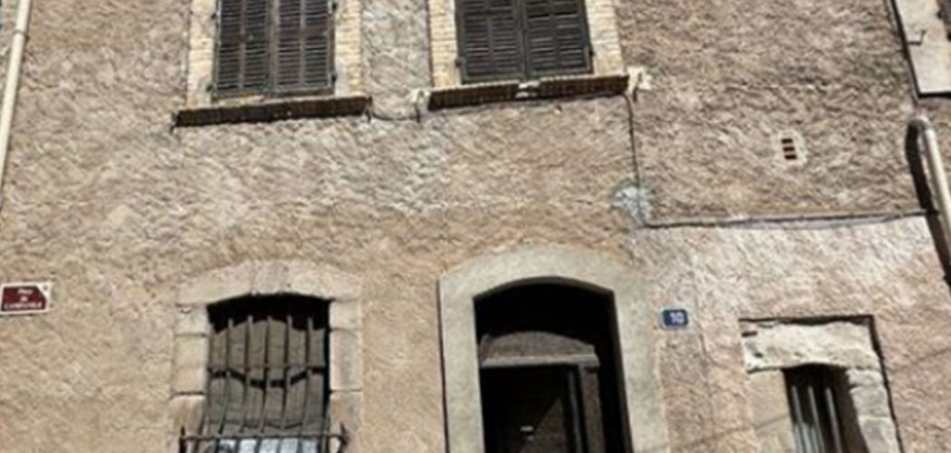 Programme immobilier neuf PLACE DE L'HORLOGE - Les Arcs maison réhabilitée au cœur du centre historique (83460) - Référence : 16416