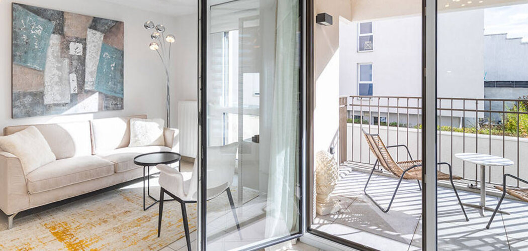 Programme immobilier neuf Lumière et Jardins - Lyon 8e à vélo du parc de Parilly (69008) - Référence : 11355