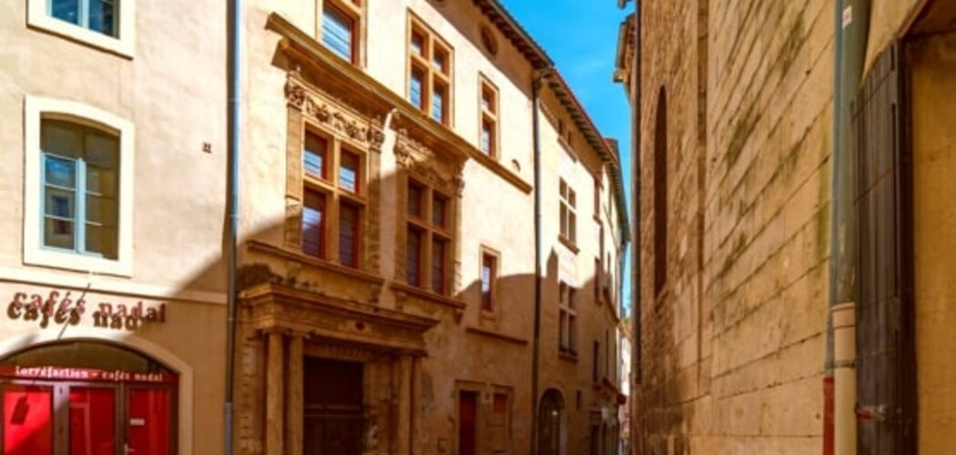Programme immobilier neuf La Maison Saint Castor - NIMES - Nîmes : appartements neufs du studio au 4 pièces en hypercentre proche des Halles (30000) - Référence : 14775