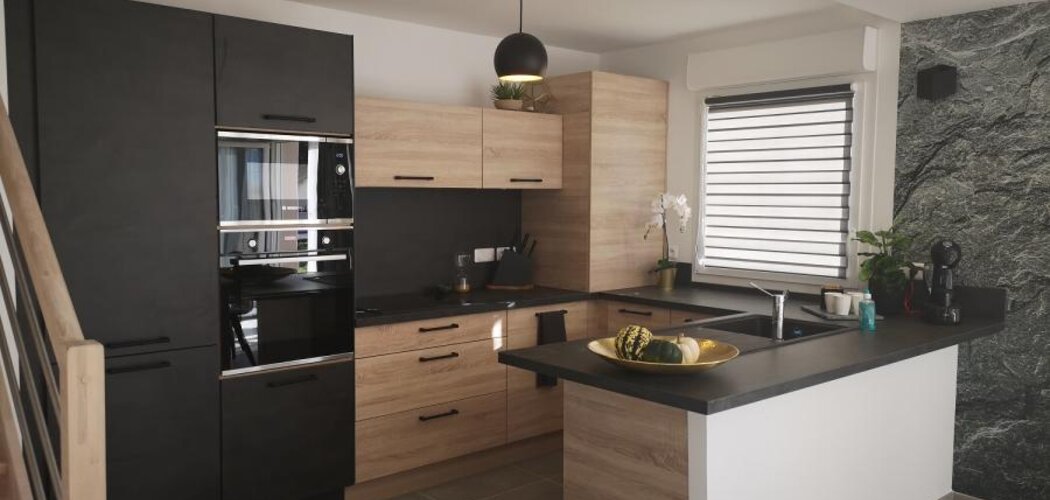 Programme immobilier neuf Les carrés du môle - Saint-Jean-de-Tholome : Maisons-duplex T4 avec terrasses, jardins privatifs et proximité cadre bucolique
Descriptif : (74250) - Référence : 6949